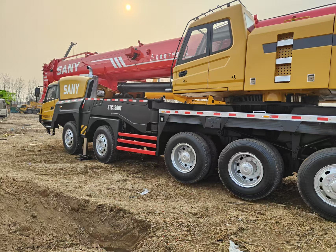 SANY STC1000 100Ton truck crane - Τηλεσκοπικός γερανός: φωτογραφία 5 SANY STC1000 100Ton truck crane - Τηλεσκοπικός γερανός: φωτογραφία 5