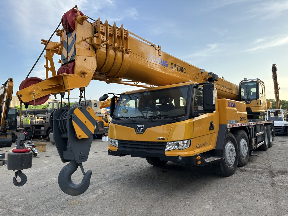 XCMG qy70kc xct75 qy75kc 70ton 75 ton 80 ton 85 ton 90 ton 100 ton 110 ton 130 ton truck crane - Τηλεσκοπικός γερανός: φωτογραφία 1 XCMG qy70kc xct75 qy75kc 70ton 75 ton 80 ton 85 ton 90 ton 100 ton 110 ton 130 ton truck crane - Τηλεσκοπικός γερανός: φωτογραφία 1