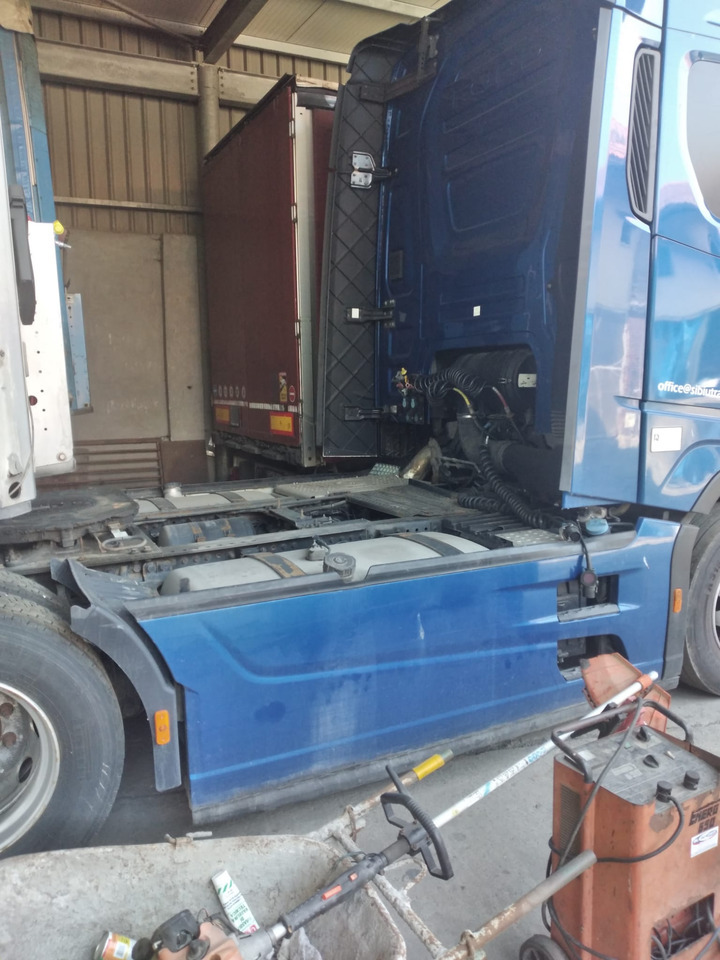 FORD F-MAX - Τράκτορας: φωτογραφία 3 FORD F-MAX - Τράκτορας: φωτογραφία 3