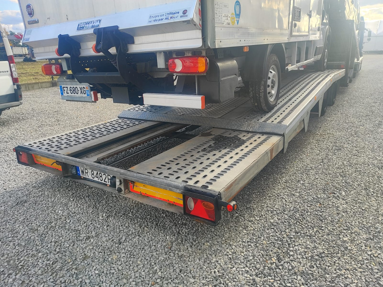 Φορτηγό αυτοκινητάμαξα για τη μεταφορά βαρέως εξοπλισμού MAN TGL: φωτογραφία 15 Φορτηγό αυτοκινητάμαξα για τη μεταφορά βαρέως εξοπλισμού MAN TGL: φωτογραφία 15