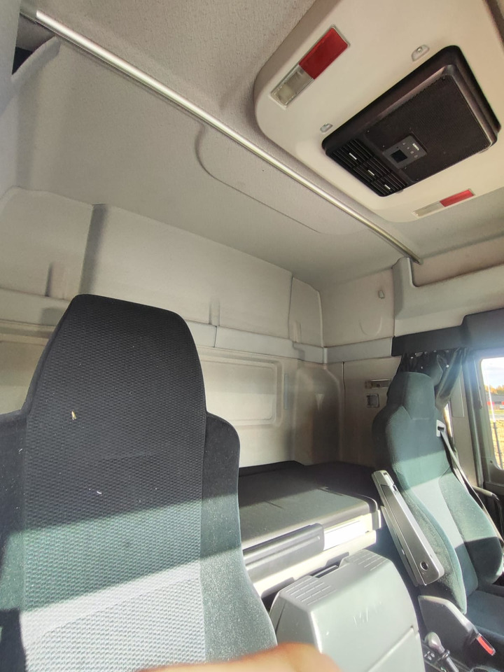 Φορτηγό αυτοκινητάμαξα για τη μεταφορά βαρέως εξοπλισμού MAN TGL: φωτογραφία 31 Φορτηγό αυτοκινητάμαξα για τη μεταφορά βαρέως εξοπλισμού MAN TGL: φωτογραφία 31