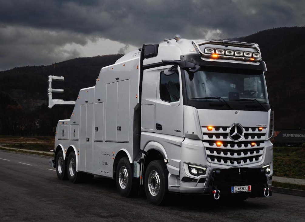 MERCEDES-BENZ Mercedes Arocs NEW T-REX silver - Φορτηγό ρυμούλκησης: φωτογραφία 1 MERCEDES-BENZ Mercedes Arocs NEW T-REX silver - Φορτηγό ρυμούλκησης: φωτογραφία 1