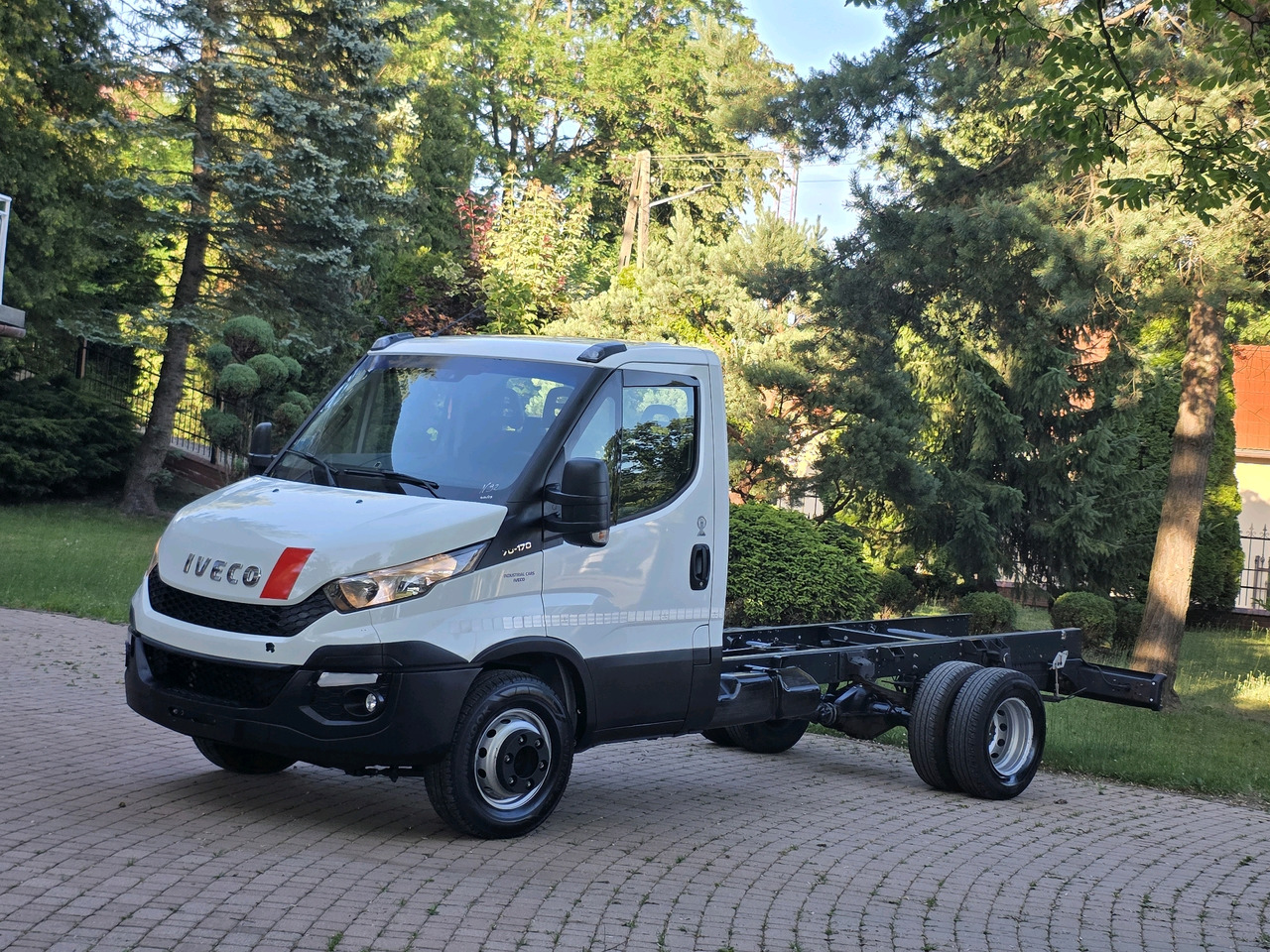 Iveco Daily 72c-17 Rama Pod Zabudowę Klima ! 3.0 HPI ! 170 Hp * Super Stan ! - Μικρό βαν: φωτογραφία 3 Iveco Daily 72c-17 Rama Pod Zabudowę Klima ! 3.0 HPI ! 170 Hp * Super Stan ! - Μικρό βαν: φωτογραφία 3