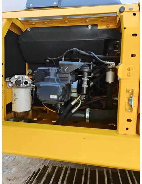 Komatsu PC220-8 - Ερπυστριοφόρος εκσκαφέας: φωτογραφία 4 Komatsu PC220-8 - Ερπυστριοφόρος εκσκαφέας: φωτογραφία 4