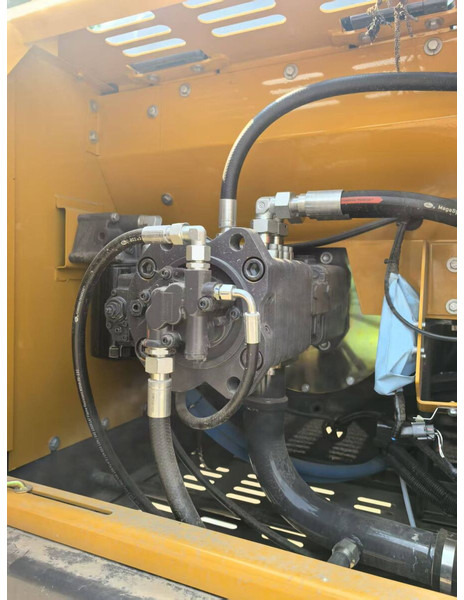 XCMG XE215C - Ερπυστριοφόρος εκσκαφέας: φωτογραφία 5 XCMG XE215C - Ερπυστριοφόρος εκσκαφέας: φωτογραφία 5