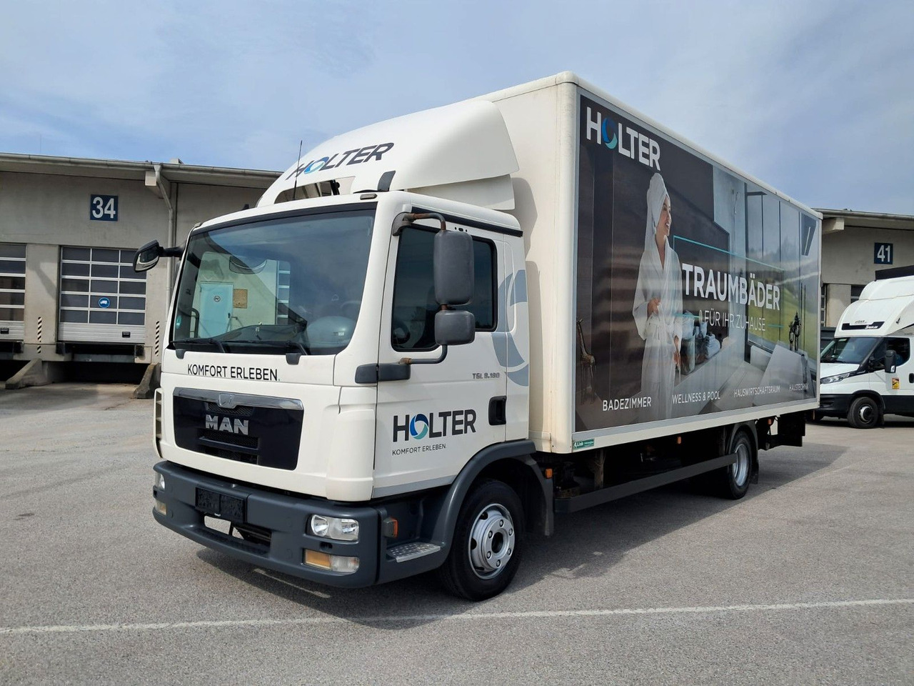 MAN TGL 8.180 Koffer mit LBW | Klima | Diff. | Tempo - Φορτηγό κόφα: φωτογραφία 1 MAN TGL 8.180 Koffer mit LBW | Klima | Diff. | Tempo - Φορτηγό κόφα: φωτογραφία 1