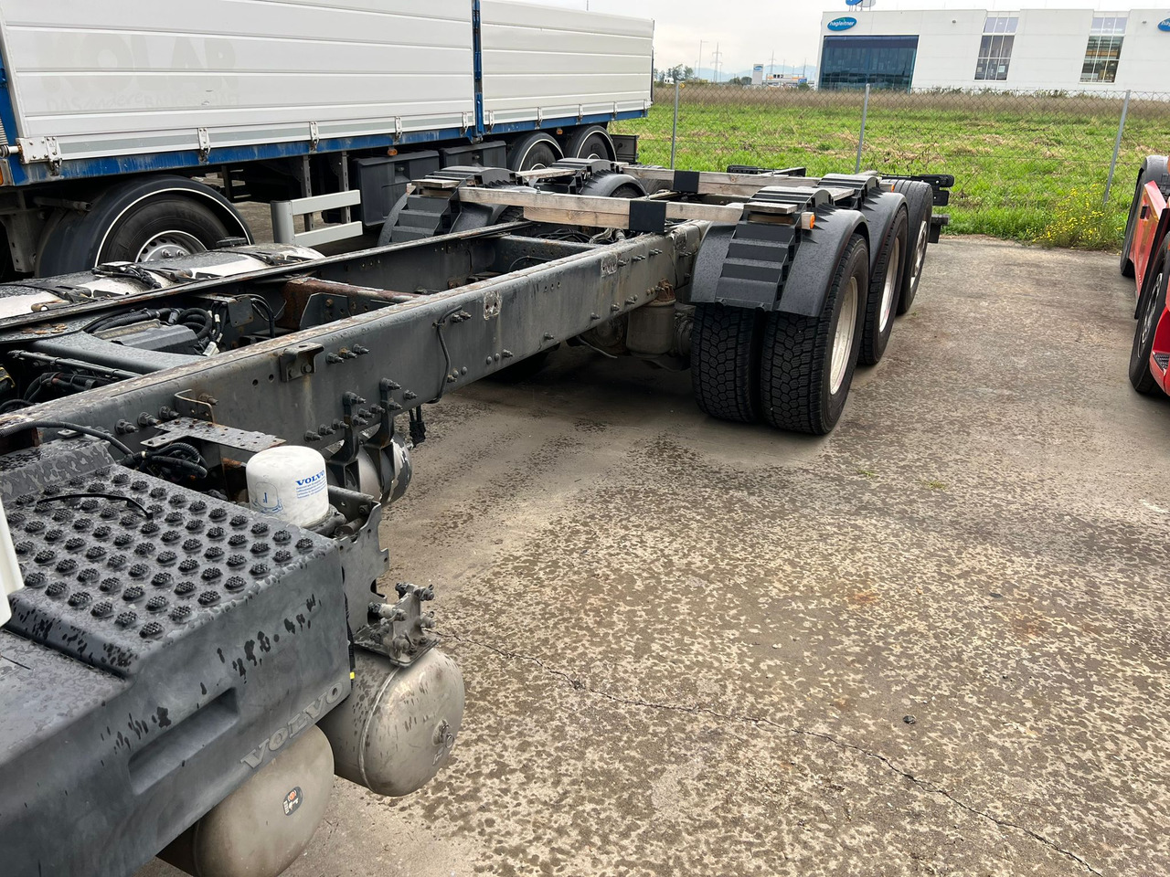 VOLVO FH 540 8x4 Fahrgestell - Φορτηγό σασί: φωτογραφία 5 VOLVO FH 540 8x4 Fahrgestell - Φορτηγό σασί: φωτογραφία 5