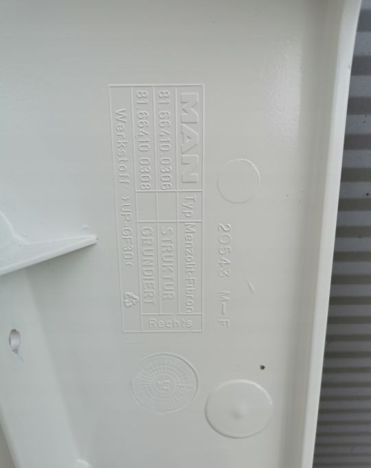 BANAN MASKOWNICA BŁOTNIKA MAN TGX RH RAL 9010 - Fender για Φορτηγό: φωτογραφία 3 BANAN MASKOWNICA BŁOTNIKA MAN TGX RH RAL 9010 - Fender για Φορτηγό: φωτογραφία 3