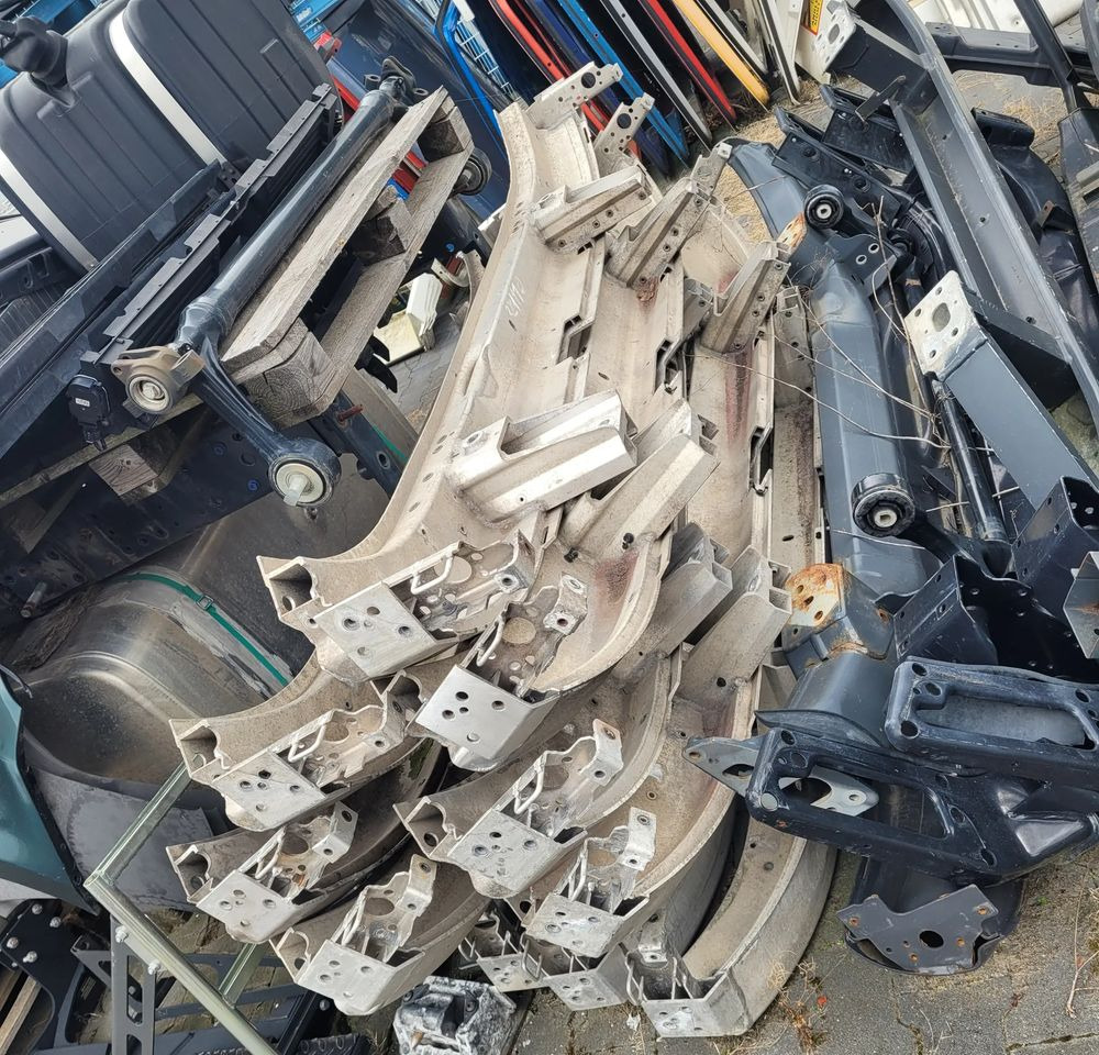 BELKA ZDERZAKA VOLVO FH4 FH5 ORYGINAŁ 84210166 CHWALIM116 - Προφυλακτήρας για Φορτηγό: φωτογραφία 1 BELKA ZDERZAKA VOLVO FH4 FH5 ORYGINAŁ 84210166 CHWALIM116 - Προφυλακτήρας για Φορτηγό: φωτογραφία 1