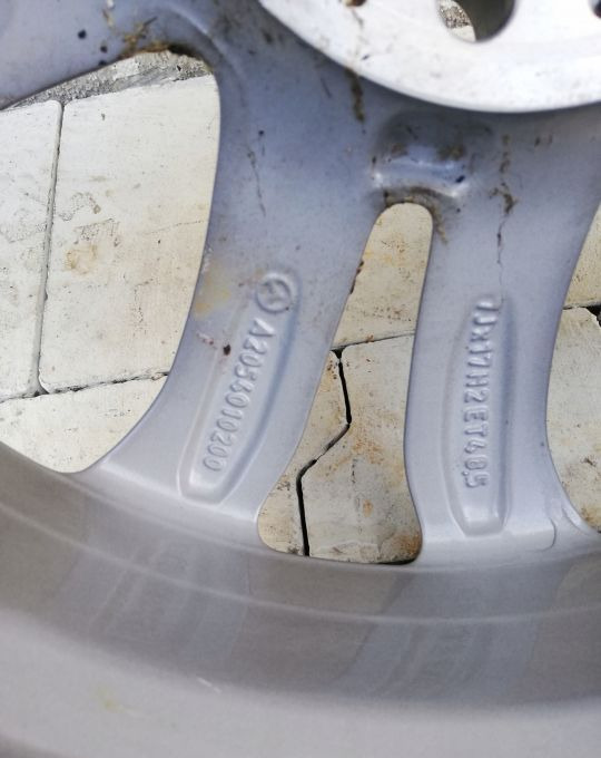 FELGA MERCEDES C KLASA A2054010200 17 CALI - Ζάντα: φωτογραφία 2 FELGA MERCEDES C KLASA A2054010200 17 CALI - Ζάντα: φωτογραφία 2