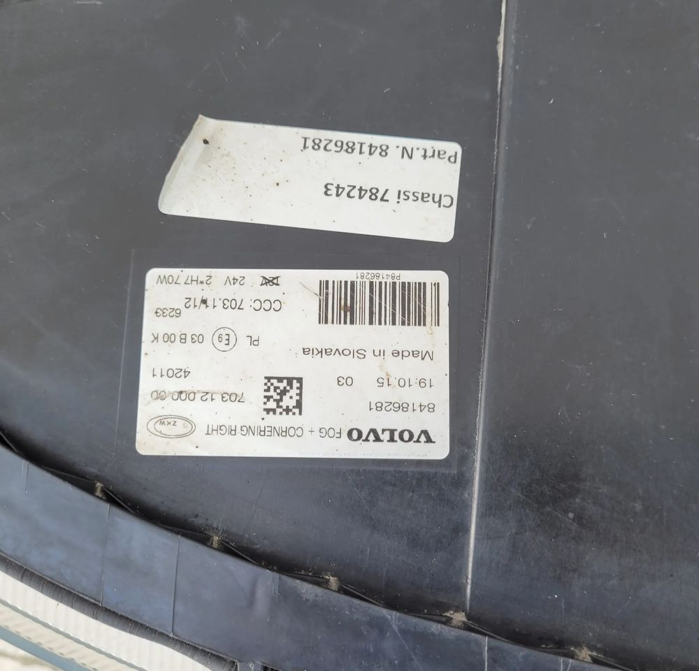 HALOGEN VOLVO FH4 ORYGINAŁ CENA ZA 1SZT. - Φωτισμός για Φορτηγό: φωτογραφία 4 HALOGEN VOLVO FH4 ORYGINAŁ CENA ZA 1SZT. - Φωτισμός για Φορτηγό: φωτογραφία 4