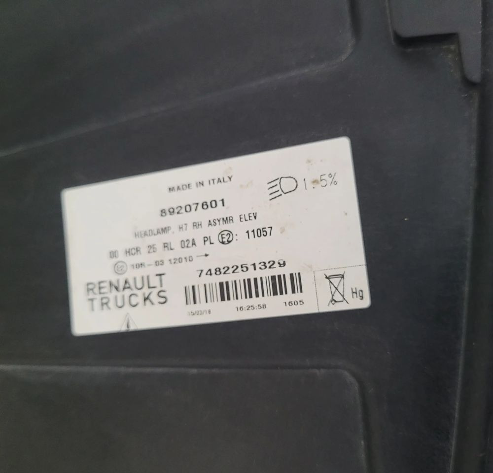 LAMPA LEWA RANGE T RENAULT LED OM 7482251329 - Φωτισμός για Φορτηγό: φωτογραφία 5 LAMPA LEWA RANGE T RENAULT LED OM 7482251329 - Φωτισμός για Φορτηγό: φωτογραφία 5