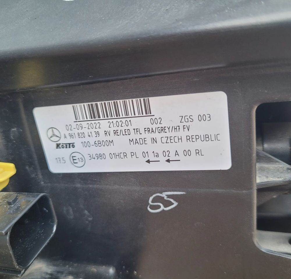 LAMPA PRAWA MERCEDES ACTROS MP5 ORYGINAŁ A9618204139 CHWALIM116 - Φωτισμός για Φορτηγό: φωτογραφία 3 LAMPA PRAWA MERCEDES ACTROS MP5 ORYGINAŁ A9618204139 CHWALIM116 - Φωτισμός για Φορτηγό: φωτογραφία 3