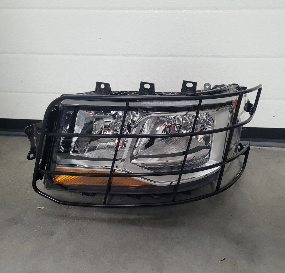 LAMPA ROBOCZA SCANIA RS NM.26743388 ORYGINAŁ CHWALIM116 - Φωτισμός για Φορτηγό: φωτογραφία 1 LAMPA ROBOCZA SCANIA RS NM.26743388 ORYGINAŁ CHWALIM116 - Φωτισμός για Φορτηγό: φωτογραφία 1