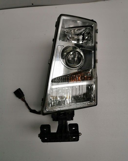LAMPA VOLVO FH12 fh13 ORYGINAŁ LEWA - Προβολέας για Φορτηγό: φωτογραφία 1 LAMPA VOLVO FH12 fh13 ORYGINAŁ LEWA - Προβολέας για Φορτηγό: φωτογραφία 1