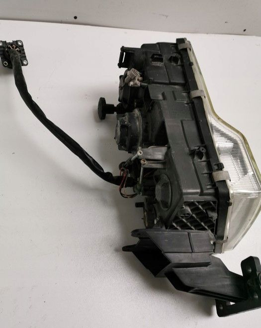 LAMPA VOLVO FH12 fh13 ORYGINAŁ PRAWA. - Προβολέας για Φορτηγό: φωτογραφία 2 LAMPA VOLVO FH12 fh13 ORYGINAŁ PRAWA. - Προβολέας για Φορτηγό: φωτογραφία 2