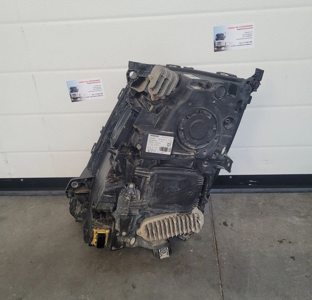 LAMPA VOLVO FMX RH ORYGINAŁ 22239057 CHWALIM116 - Φωτισμός για Φορτηγό: φωτογραφία 4 LAMPA VOLVO FMX RH ORYGINAŁ 22239057 CHWALIM116 - Φωτισμός για Φορτηγό: φωτογραφία 4