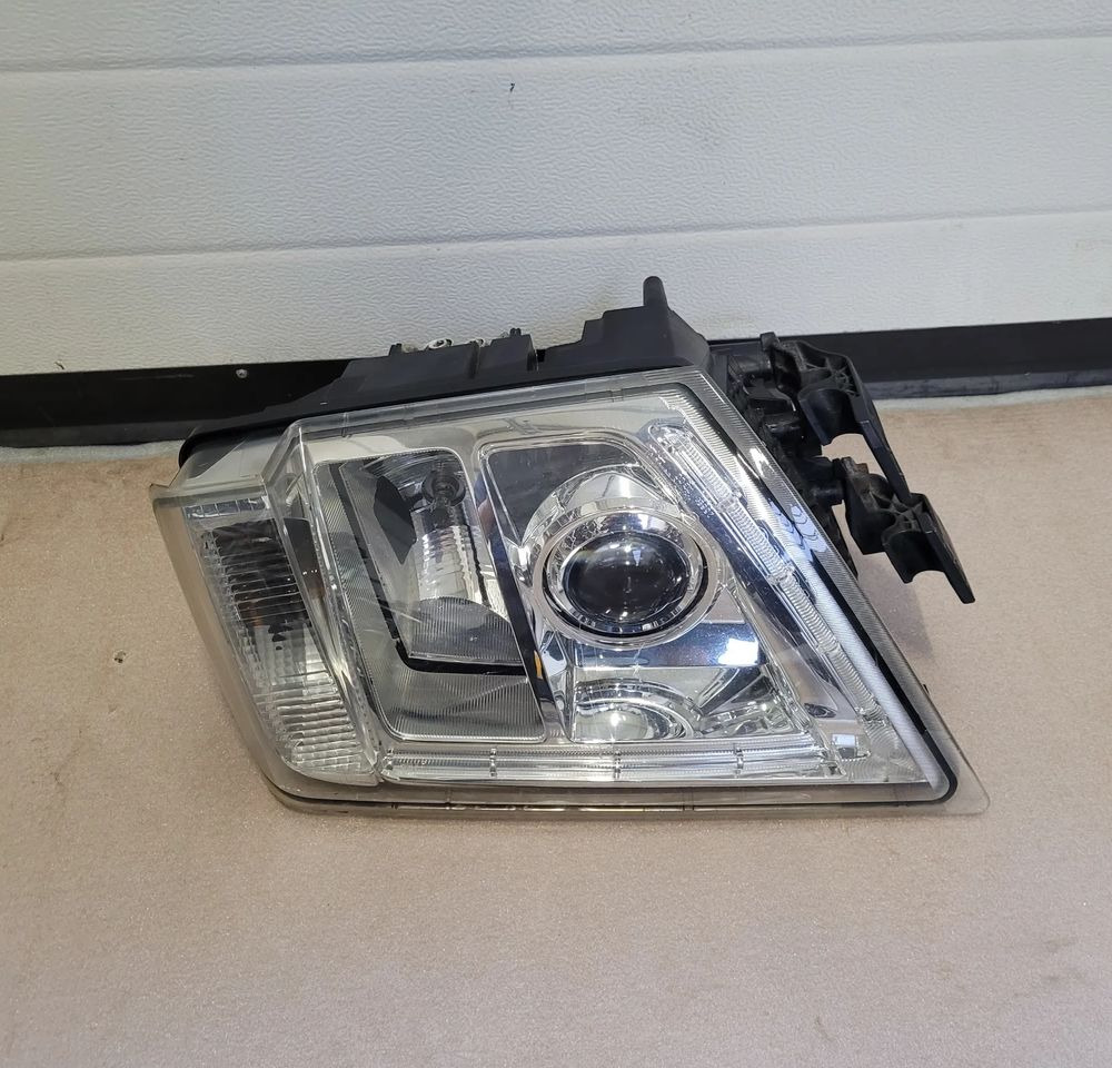 LAMPA XENON LH VOLVO FH 13 ORYGINAŁ - Φωτισμός για Φορτηγό: φωτογραφία 1 LAMPA XENON LH VOLVO FH 13 ORYGINAŁ - Φωτισμός για Φορτηγό: φωτογραφία 1