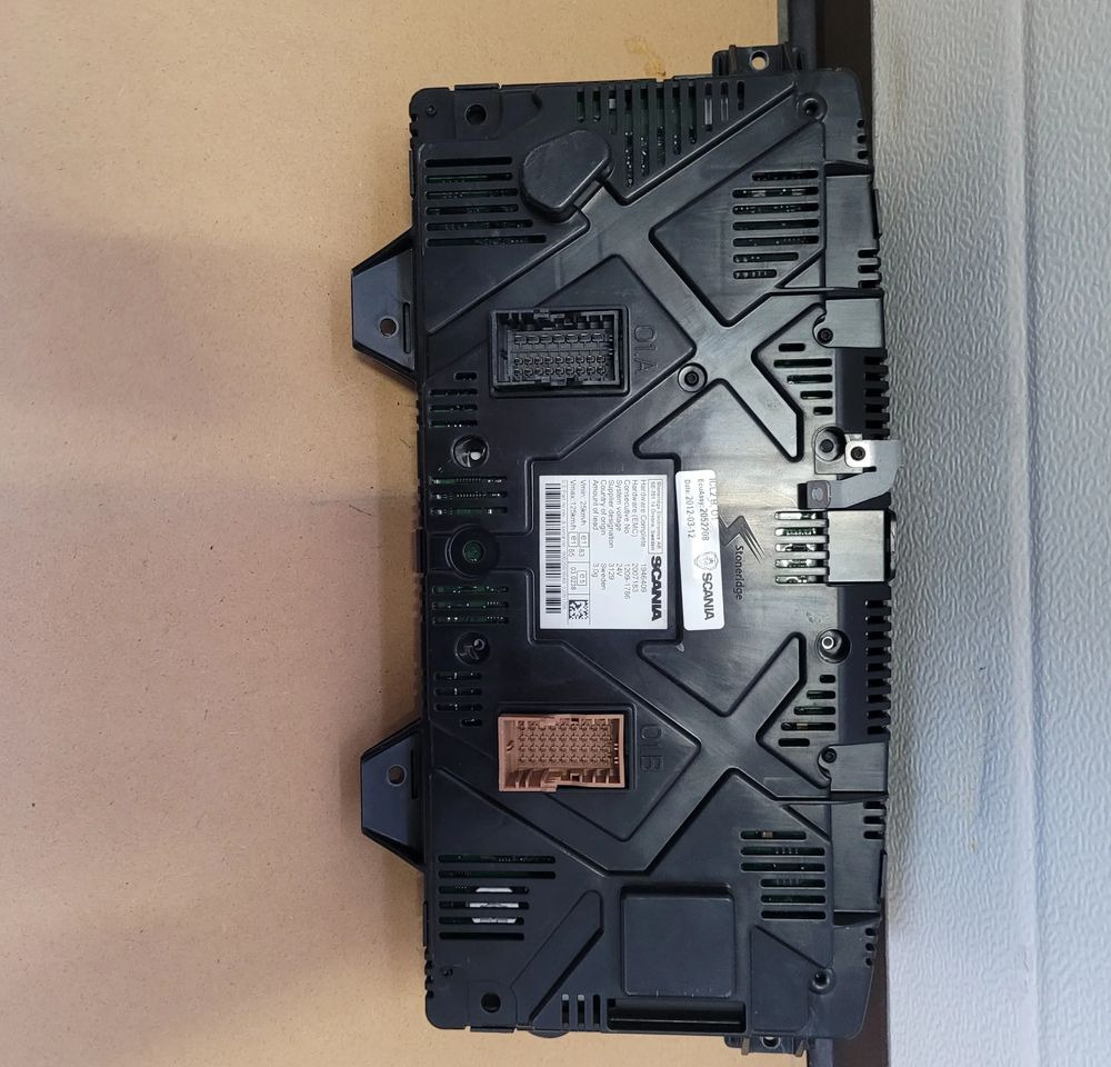 LICZNIK SCANIA R CP OM 2052208 CHWALIM116 - Ταμπλό αυτοκινήτου για Φορτηγό: φωτογραφία 2 LICZNIK SCANIA R CP OM 2052208 CHWALIM116 - Ταμπλό αυτοκινήτου για Φορτηγό: φωτογραφία 2