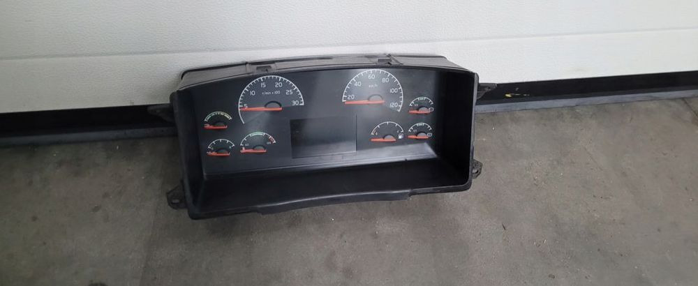 LICZNIK VOLVO FH FM 20543470 - Ταμπλό αυτοκινήτου για Φορτηγό: φωτογραφία 1 LICZNIK VOLVO FH FM 20543470 - Ταμπλό αυτοκινήτου για Φορτηγό: φωτογραφία 1