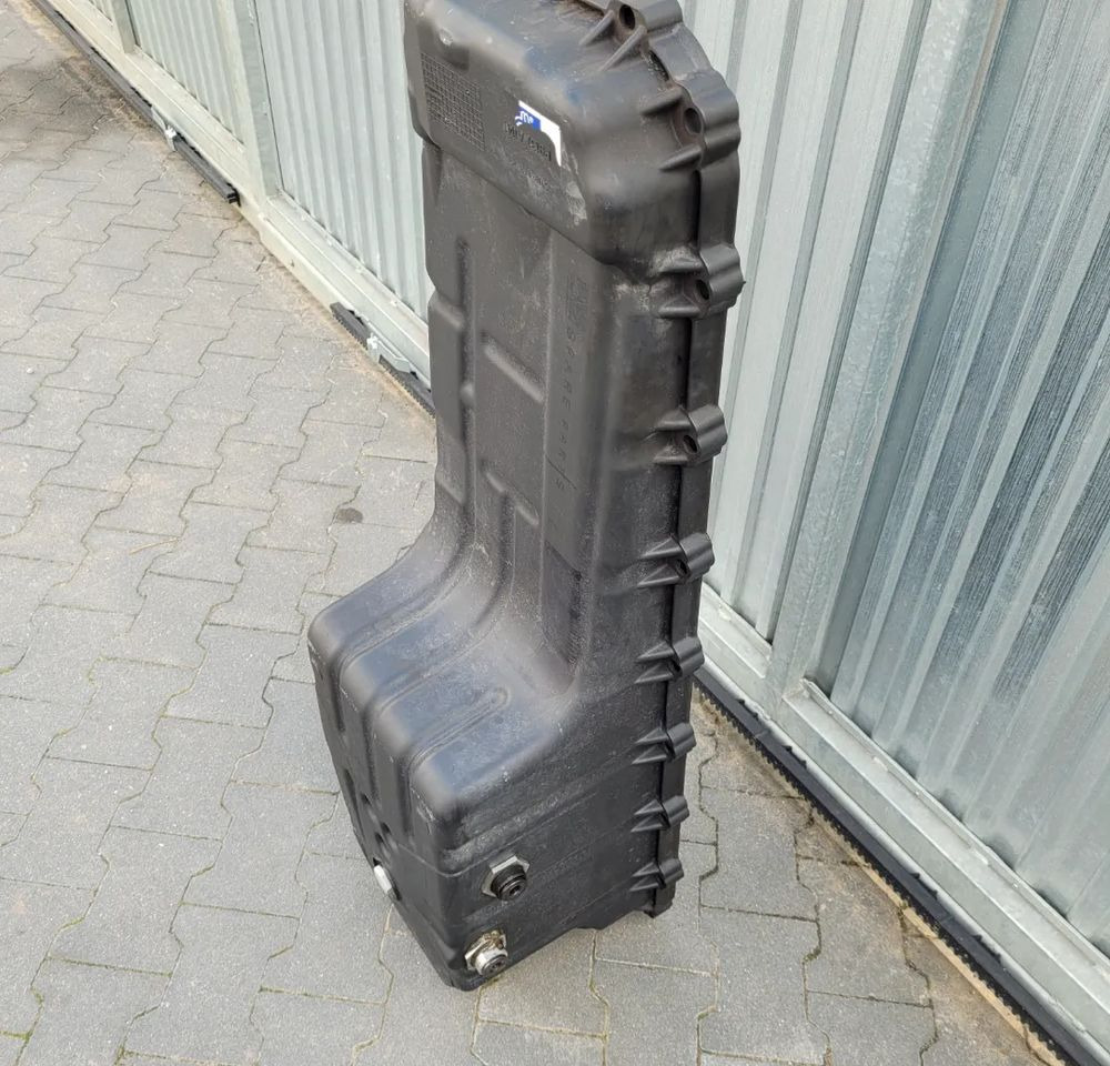 MISKA OLEJOWA RENAULT GAMA VOLVO FH 13 LITRÓW - Κάρτερ λαδιού για Φορτηγό: φωτογραφία 3 MISKA OLEJOWA RENAULT GAMA VOLVO FH 13 LITRÓW - Κάρτερ λαδιού για Φορτηγό: φωτογραφία 3