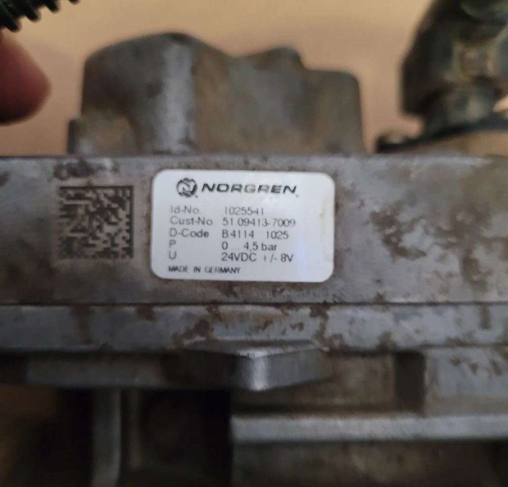 PRZEPUSTNICA EGR MAN TGX TGS E6 51.09413-7009 CHWALIM116 - Ψυγείο EGR για Φορτηγό: φωτογραφία 3 PRZEPUSTNICA EGR MAN TGX TGS E6 51.09413-7009 CHWALIM116 - Ψυγείο EGR για Φορτηγό: φωτογραφία 3