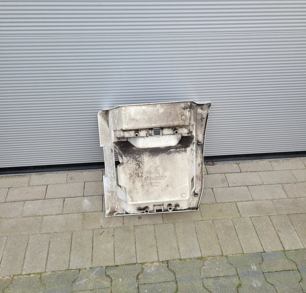 STOPNICA RENAULT RANGE T GAMA RH ORYGINAŁ 50145376 CHWALIM116 - Σκαλοπάτι για Φορτηγό: φωτογραφία 2 STOPNICA RENAULT RANGE T GAMA RH ORYGINAŁ 50145376 CHWALIM116 - Σκαλοπάτι για Φορτηγό: φωτογραφία 2