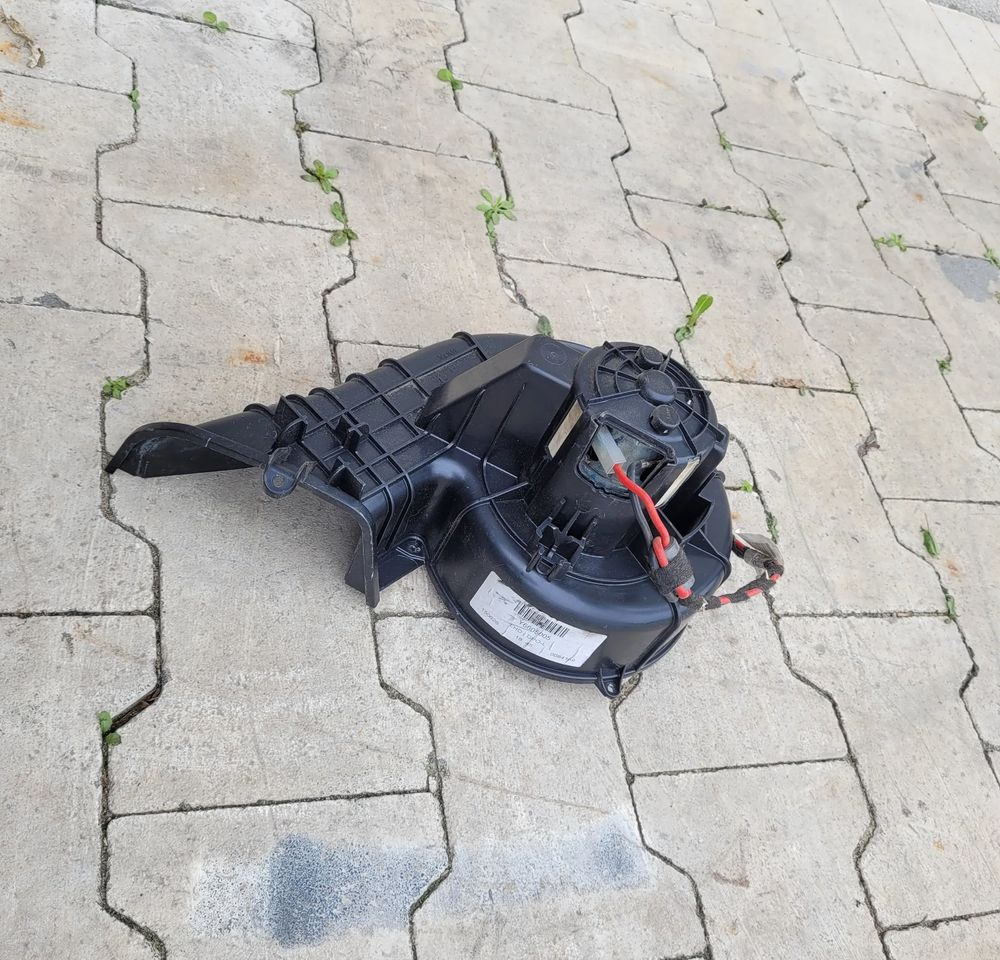 WENTYLATOR NAGRZEWNICY VOLVO FH4 ORYGINAŁ - Μοτέρ καλοριφέρ για Φορτηγό: φωτογραφία 1 WENTYLATOR NAGRZEWNICY VOLVO FH4 ORYGINAŁ - Μοτέρ καλοριφέρ για Φορτηγό: φωτογραφία 1