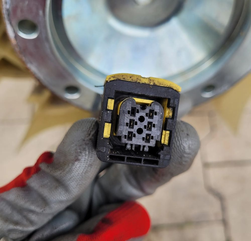 WISKO WENTYLATOR VOLVO FL OM 22866224 - Ανεμιστήρας για Φορτηγό: φωτογραφία 3 WISKO WENTYLATOR VOLVO FL OM 22866224 - Ανεμιστήρας για Φορτηγό: φωτογραφία 3