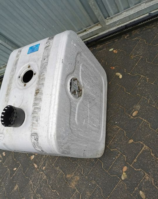 ZBIORNIK OLEJU HYVA OM 14018231 - Υδραυλική δεξαμενή για Φορτηγό: φωτογραφία 2 ZBIORNIK OLEJU HYVA OM 14018231 - Υδραυλική δεξαμενή για Φορτηγό: φωτογραφία 2