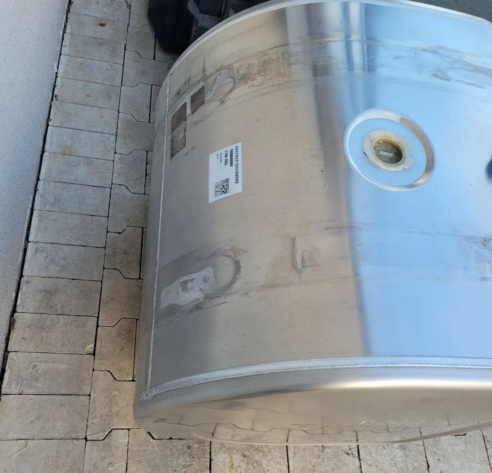 ZBIORNIK PALIWA VOLVO FH RENAULT 22063854 285L - Ρεζερβουάρ καυσίμου για Φορτηγό: φωτογραφία 4 ZBIORNIK PALIWA VOLVO FH RENAULT 22063854 285L - Ρεζερβουάρ καυσίμου για Φορτηγό: φωτογραφία 4