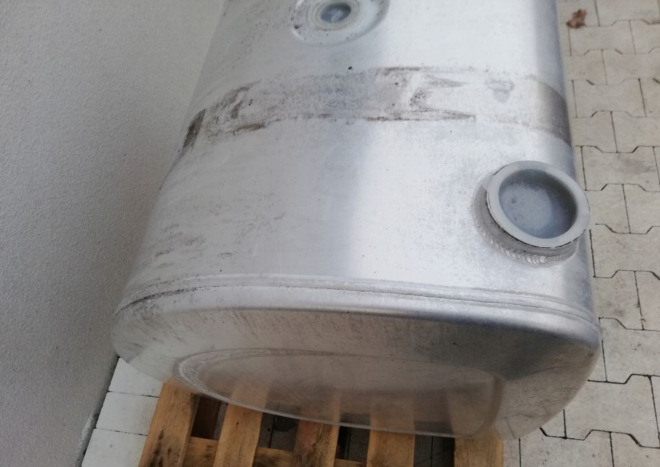 ZBIORNIK PALIWA VOLVO FH4 FH13 RENAULT 365l 90x70x70 - Ρεζερβουάρ καυσίμου για Φορτηγό: φωτογραφία 3 ZBIORNIK PALIWA VOLVO FH4 FH13 RENAULT 365l 90x70x70 - Ρεζερβουάρ καυσίμου για Φορτηγό: φωτογραφία 3