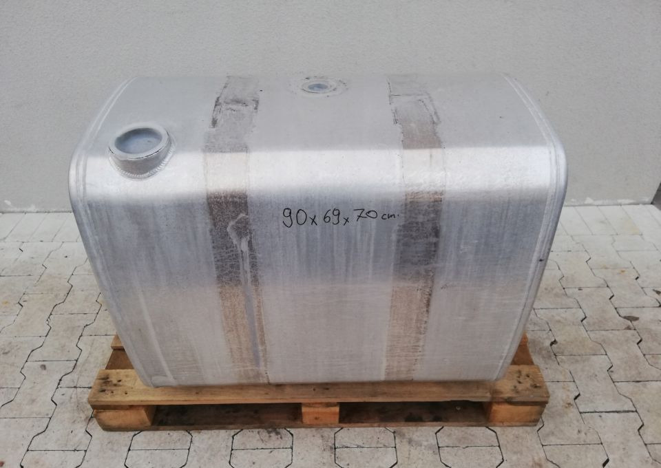 ZBIORNIK PALIWA VOLVO FH4 FH13 RENAULT 365l 90x70x70 - Ρεζερβουάρ καυσίμου για Φορτηγό: φωτογραφία 1 ZBIORNIK PALIWA VOLVO FH4 FH13 RENAULT 365l 90x70x70 - Ρεζερβουάρ καυσίμου για Φορτηγό: φωτογραφία 1