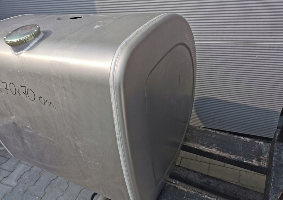 ZBIORNIK PALIWA VOLVO FH4 RENAULT GAMA 21516445 - Ρεζερβουάρ καυσίμου για Φορτηγό: φωτογραφία 2 ZBIORNIK PALIWA VOLVO FH4 RENAULT GAMA 21516445 - Ρεζερβουάρ καυσίμου για Φορτηγό: φωτογραφία 2