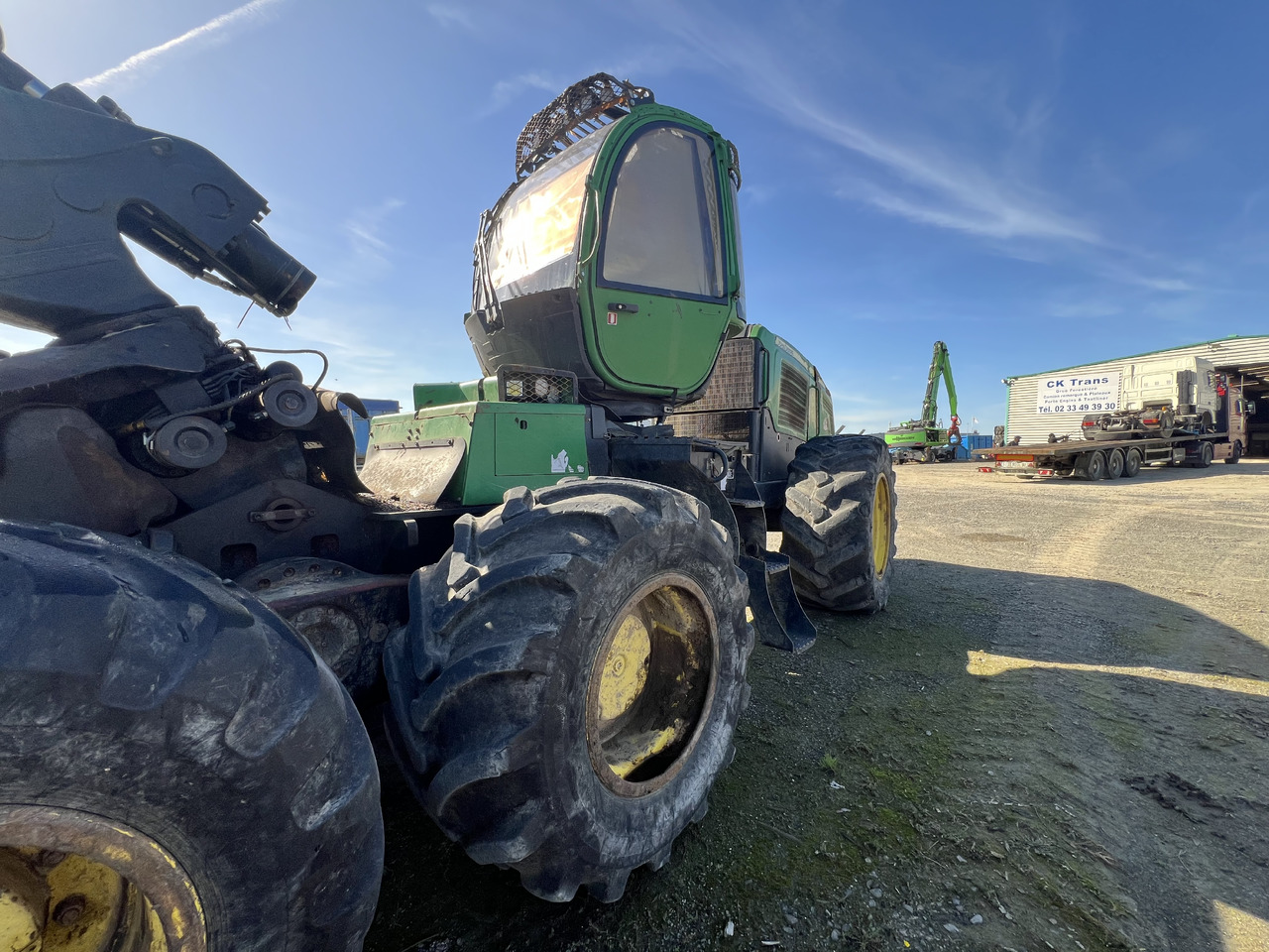 JOHN DEERE 1270E - Συλλεκτική μηχανή - forest harvester: φωτογραφία 1 JOHN DEERE 1270E - Συλλεκτική μηχανή - forest harvester: φωτογραφία 1