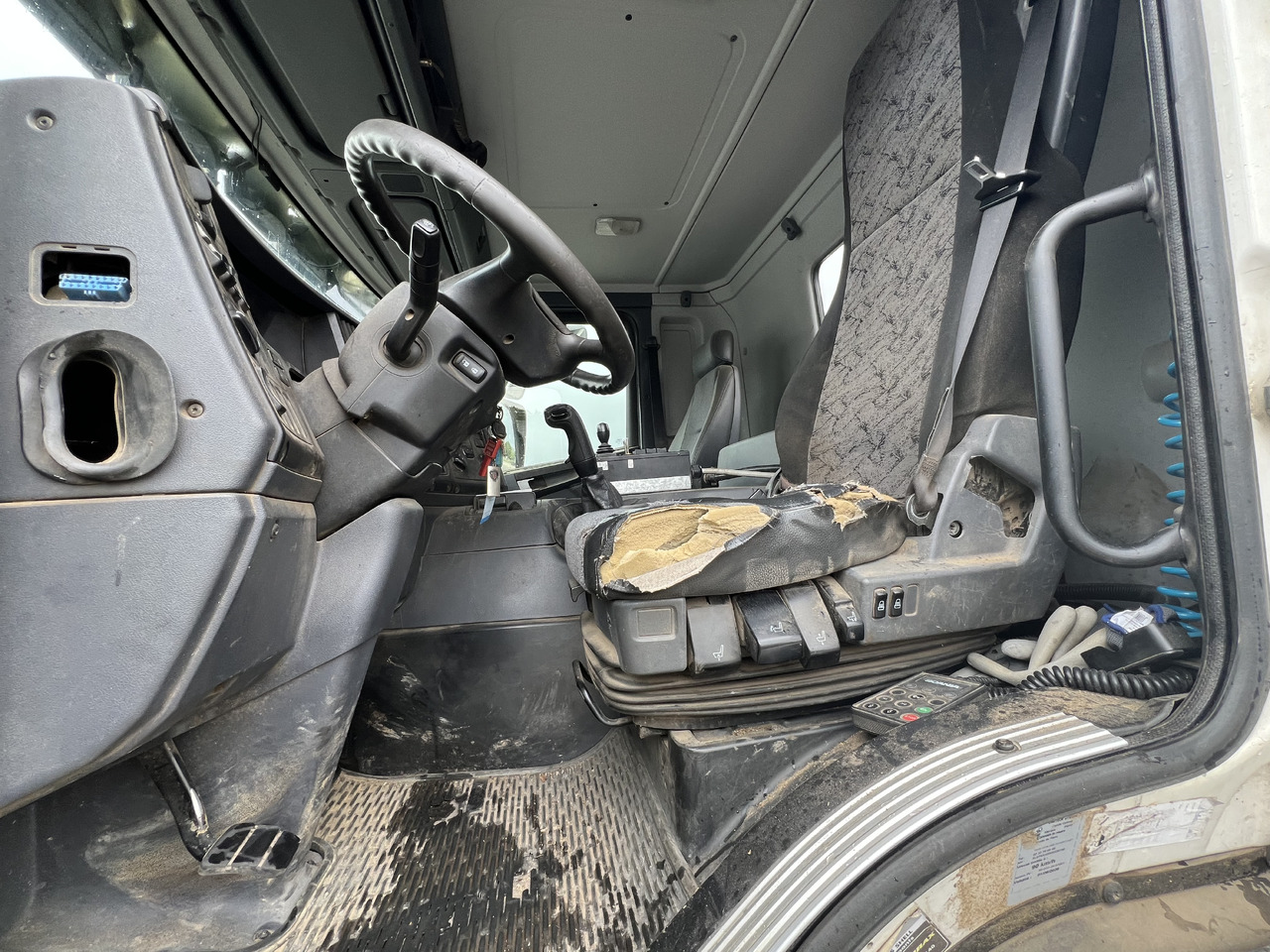 SCANIA 8x4 - Φορτηγό φόρτωσης γάντζου: φωτογραφία 4 SCANIA 8x4 - Φορτηγό φόρτωσης γάντζου: φωτογραφία 4