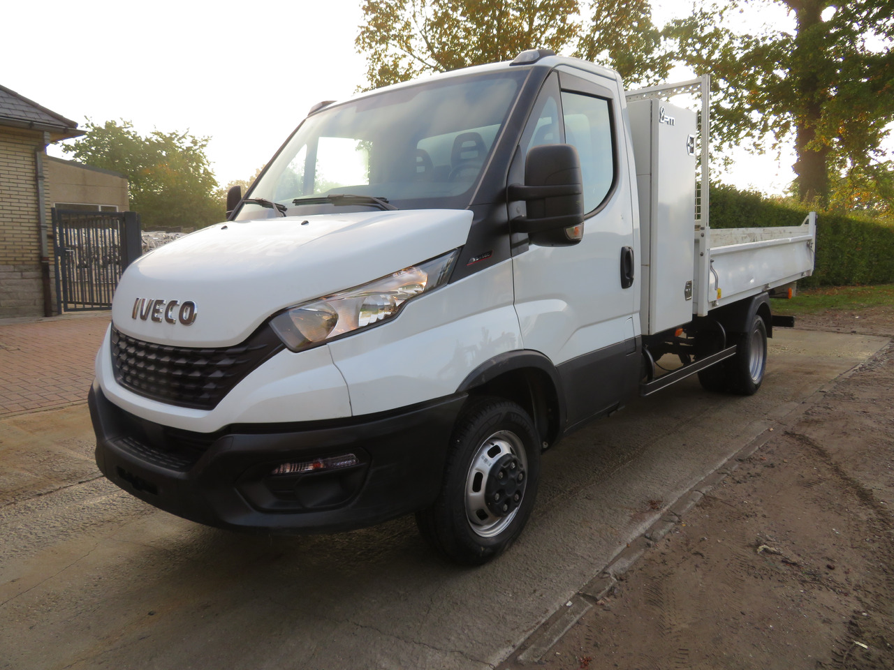 Iveco Daily 35C16 3.0 - L3 - Kipper - Όχημα με ανατρεπομενη καροτσα: φωτογραφία 3 Iveco Daily 35C16 3.0 - L3 - Kipper - Όχημα με ανατρεπομενη καροτσα: φωτογραφία 3