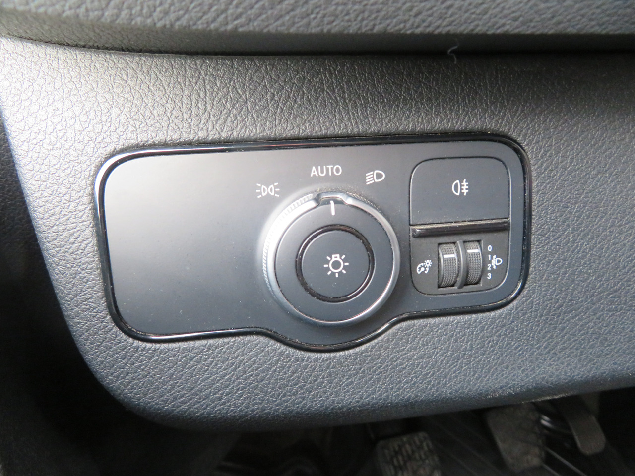 Μικρό βαν Mercedes-Benz Sprinter 311CDi: φωτογραφία 16 Μικρό βαν Mercedes-Benz Sprinter 311CDi: φωτογραφία 16