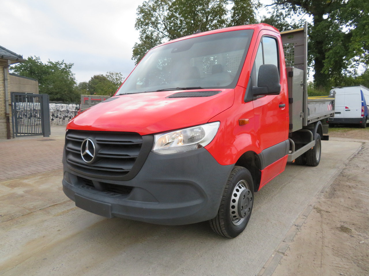 Mercedes-Benz Sprinter 514cdi - Όχημα με ανατρεπομενη καροτσα: φωτογραφία 3 Mercedes-Benz Sprinter 514cdi - Όχημα με ανατρεπομενη καροτσα: φωτογραφία 3