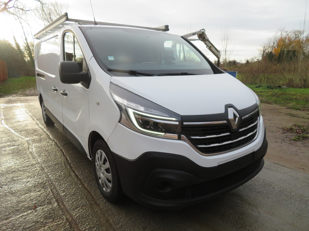 Μικρό βαν Renault Trafic 2.0dCi Grand Confort - L2H1: φωτογραφία 1