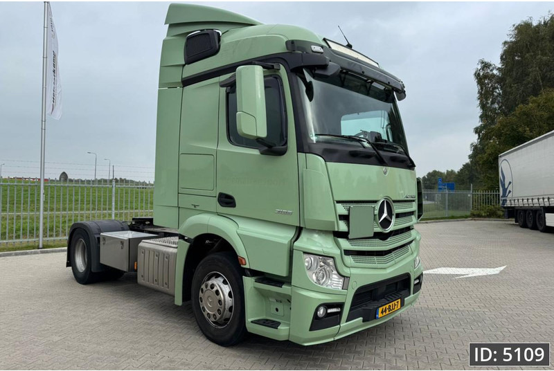 Mercedes-Benz Actros 1836 StreamSpace, Euro 6 - Τράκτορας: φωτογραφία 4 Mercedes-Benz Actros 1836 StreamSpace, Euro 6 - Τράκτορας: φωτογραφία 4