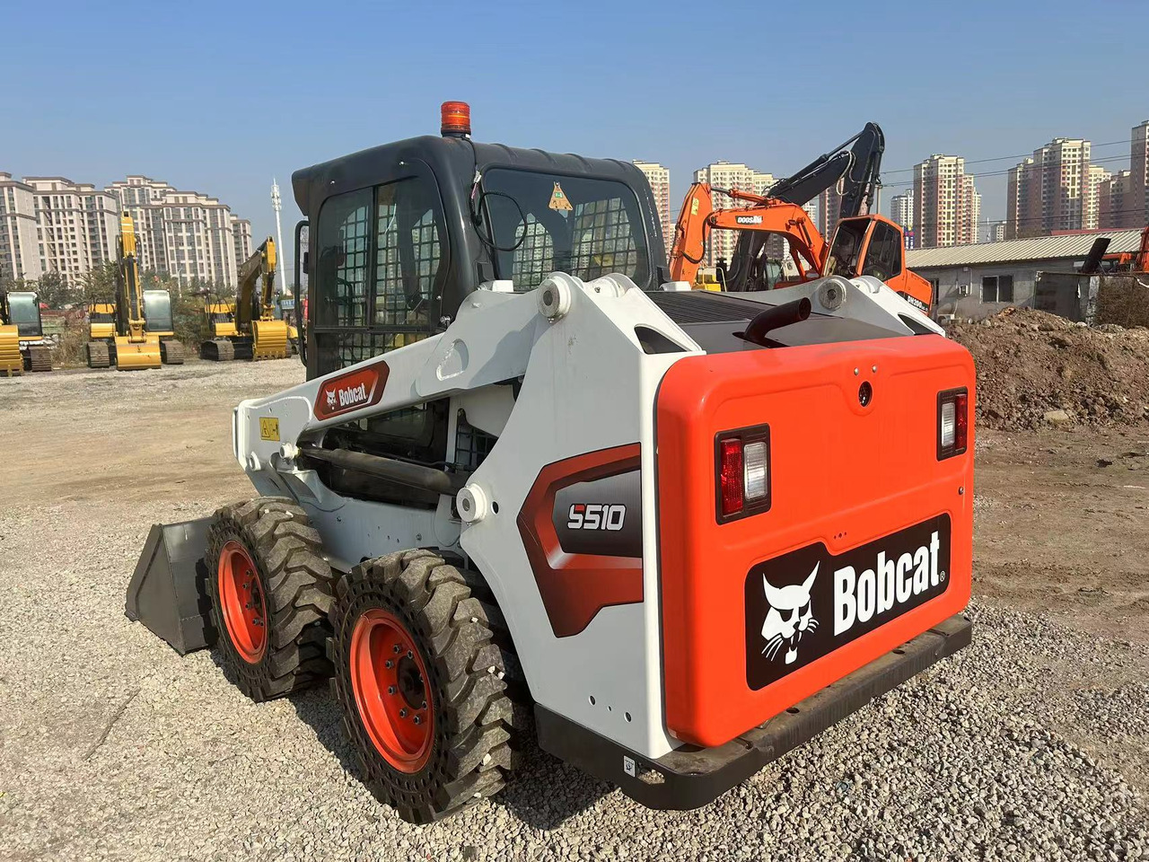 BOBCAT Skid Steer Loader S510 - Κατασκευή μηχανήματα: φωτογραφία 4 BOBCAT Skid Steer Loader S510 - Κατασκευή μηχανήματα: φωτογραφία 4