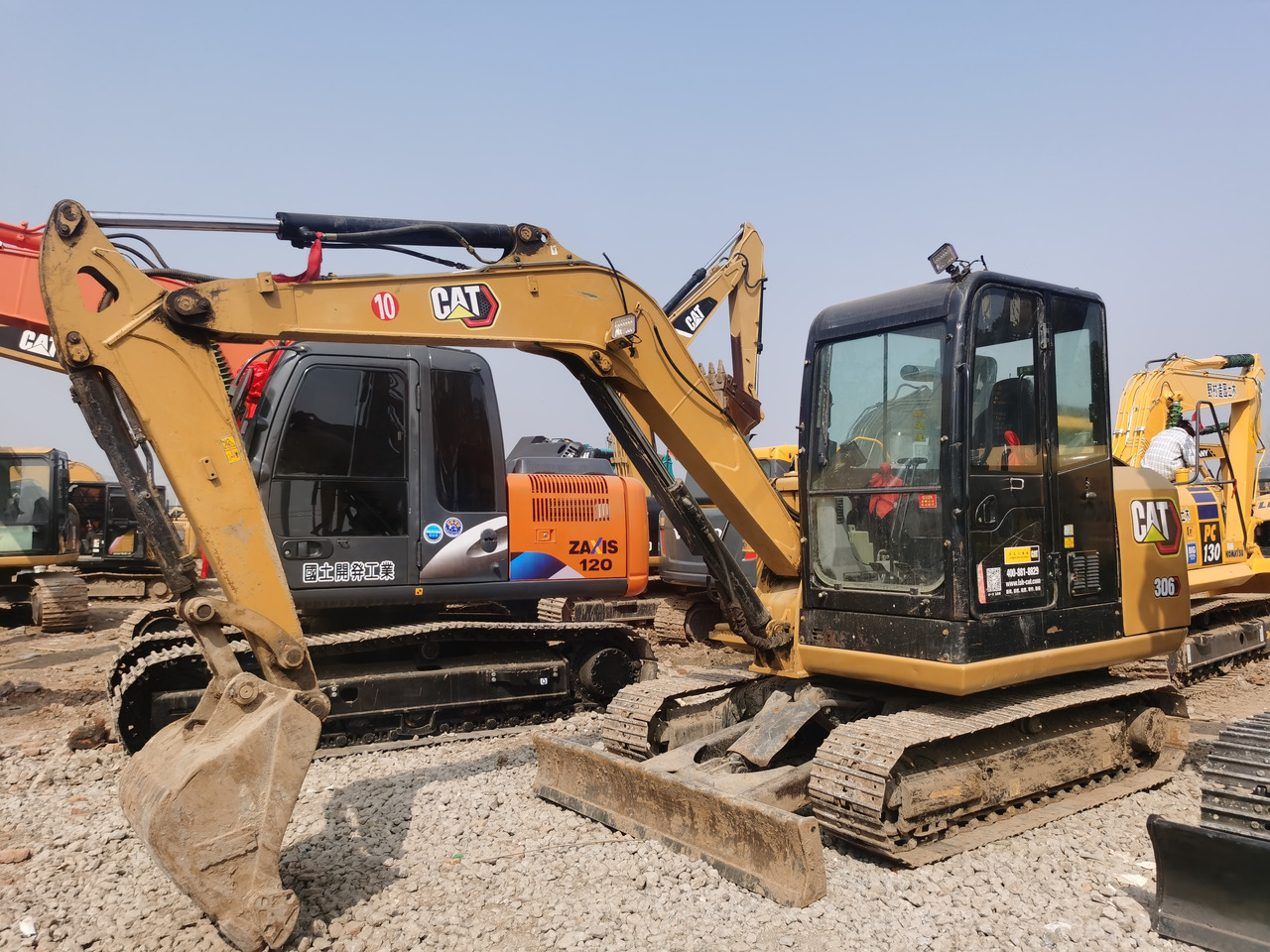 Ερπυστριοφόρος εκσκαφέας CATERPILLAR 306E2: φωτογραφία 1