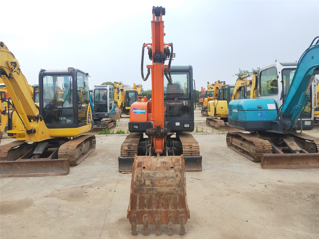 Doosan Crawler Excavator DH55 Good Condition Click for Discount - Ερπυστριοφόρος εκσκαφέας: φωτογραφία 5 Doosan Crawler Excavator DH55 Good Condition Click for Discount - Ερπυστριοφόρος εκσκαφέας: φωτογραφία 5