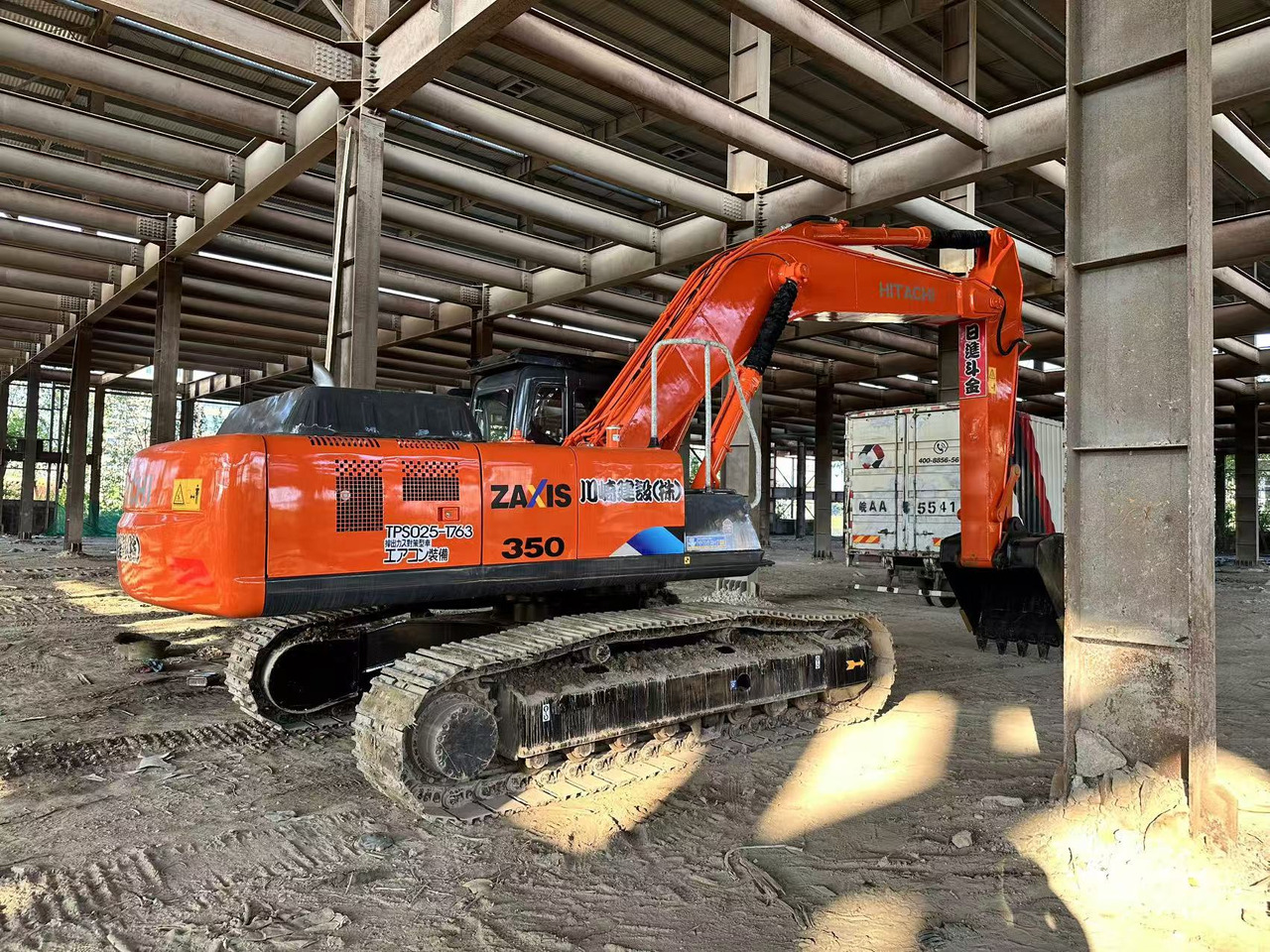 HITACHI ZX350 Excavator Click for Discount - Ερπυστριοφόρος εκσκαφέας: φωτογραφία 1 HITACHI ZX350 Excavator Click for Discount - Ερπυστριοφόρος εκσκαφέας: φωτογραφία 1