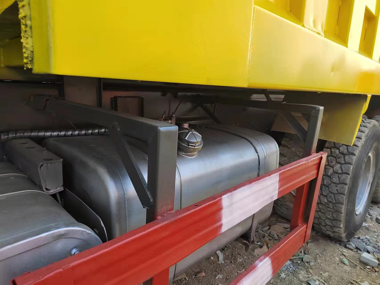 HOWO Dump truck 371 6/4 Click Here for Discount - Φορτηγό ανατρεπόμενο: φωτογραφία 2 HOWO Dump truck 371 6/4 Click Here for Discount - Φορτηγό ανατρεπόμενο: φωτογραφία 2