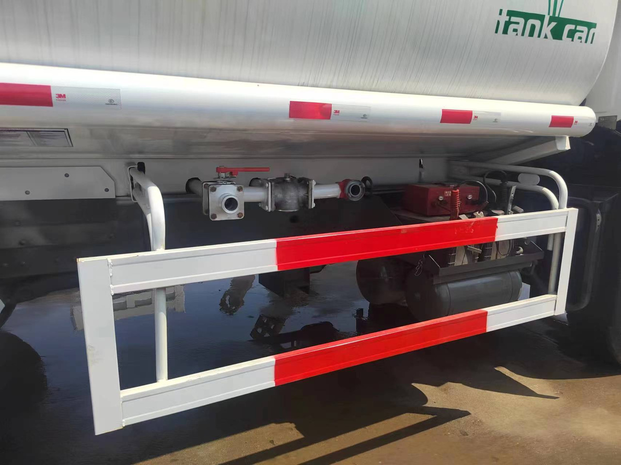 Μίσθωση HOWO Water Tanker Click Here for Discount HOWO Water Tanker Click Here for Discount: φωτογραφία 6 Μίσθωση HOWO Water Tanker Click Here for Discount HOWO Water Tanker Click Here for Discount: φωτογραφία 6