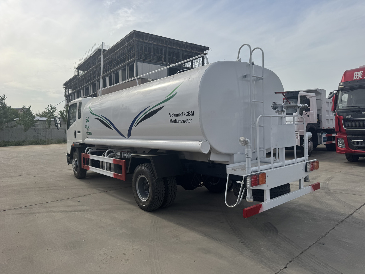 Howo Water Tanker Click for Discount - Αντλία νερού: φωτογραφία 4 Howo Water Tanker Click for Discount - Αντλία νερού: φωτογραφία 4