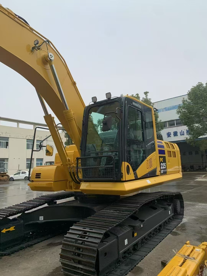 KOMATSU Crawler Excavator PC225 New - Ερπυστριοφόρος εκσκαφέας: φωτογραφία 1 KOMATSU Crawler Excavator PC225 New - Ερπυστριοφόρος εκσκαφέας: φωτογραφία 1