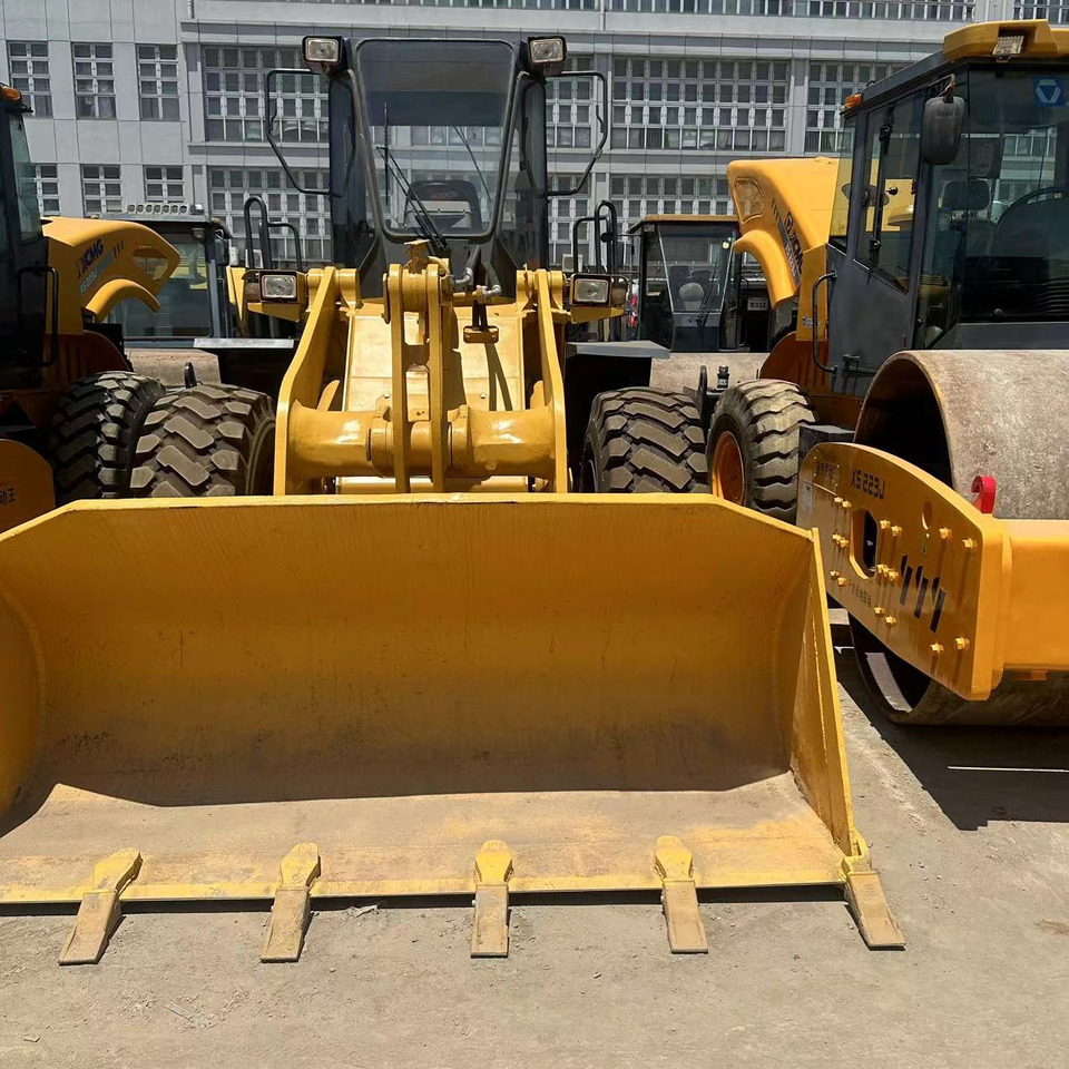 KOMATSU WA320 Wheel Loader Click for Discount - Ελαστιχοφόρος φορτωτής: φωτογραφία 5 KOMATSU WA320 Wheel Loader Click for Discount - Ελαστιχοφόρος φορτωτής: φωτογραφία 5